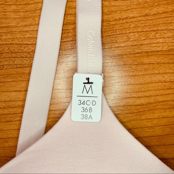 Calvin Klein Lightly Lined Wirefree Lounge Bra - Picture 8 of 13